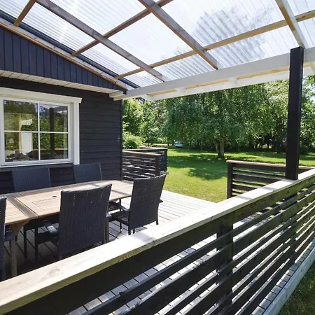 Three-bedroom Holiday In Ferienhaus